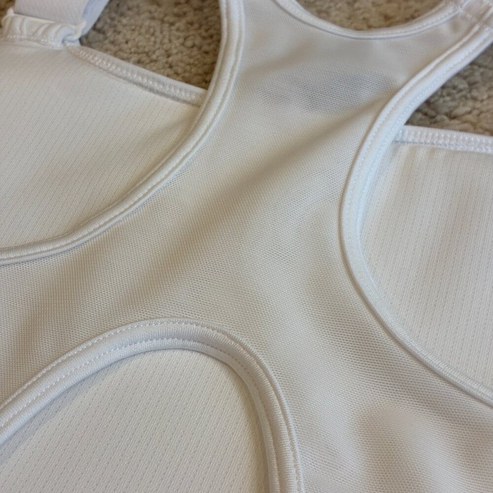 NWOT Under Armour HeatGear® Armour High Women's Sports Bra - Picture 7 of 11